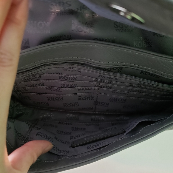 Authentic Michael Kors Shoulder Bag - Picture 6 of 7